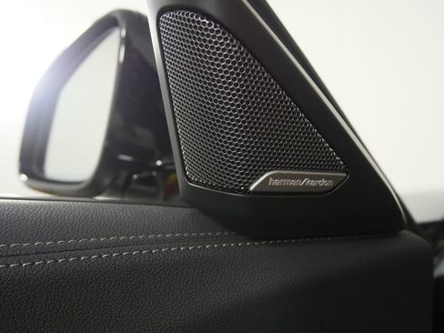 Used 2026 BMW Z4 M40i w/ Premium Package image 13