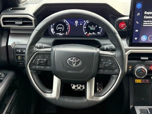 Used 2024 Toyota Tacoma TRD Sport w/ TRD Sport Upgrade Package image 28