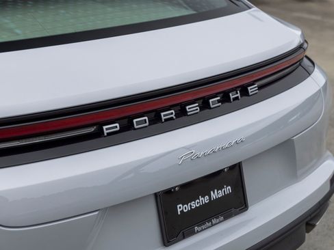 Certified 2025 Porsche Panamera image 19