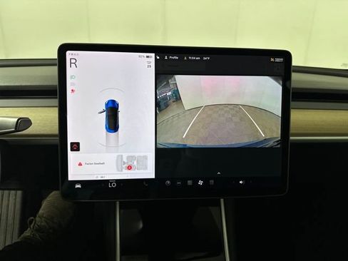 Used 2018 Tesla Model 3 Long Range image 19