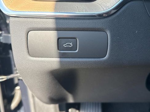 New 2026 Volvo XC60 B5 Plus w/ Climate Package image 31