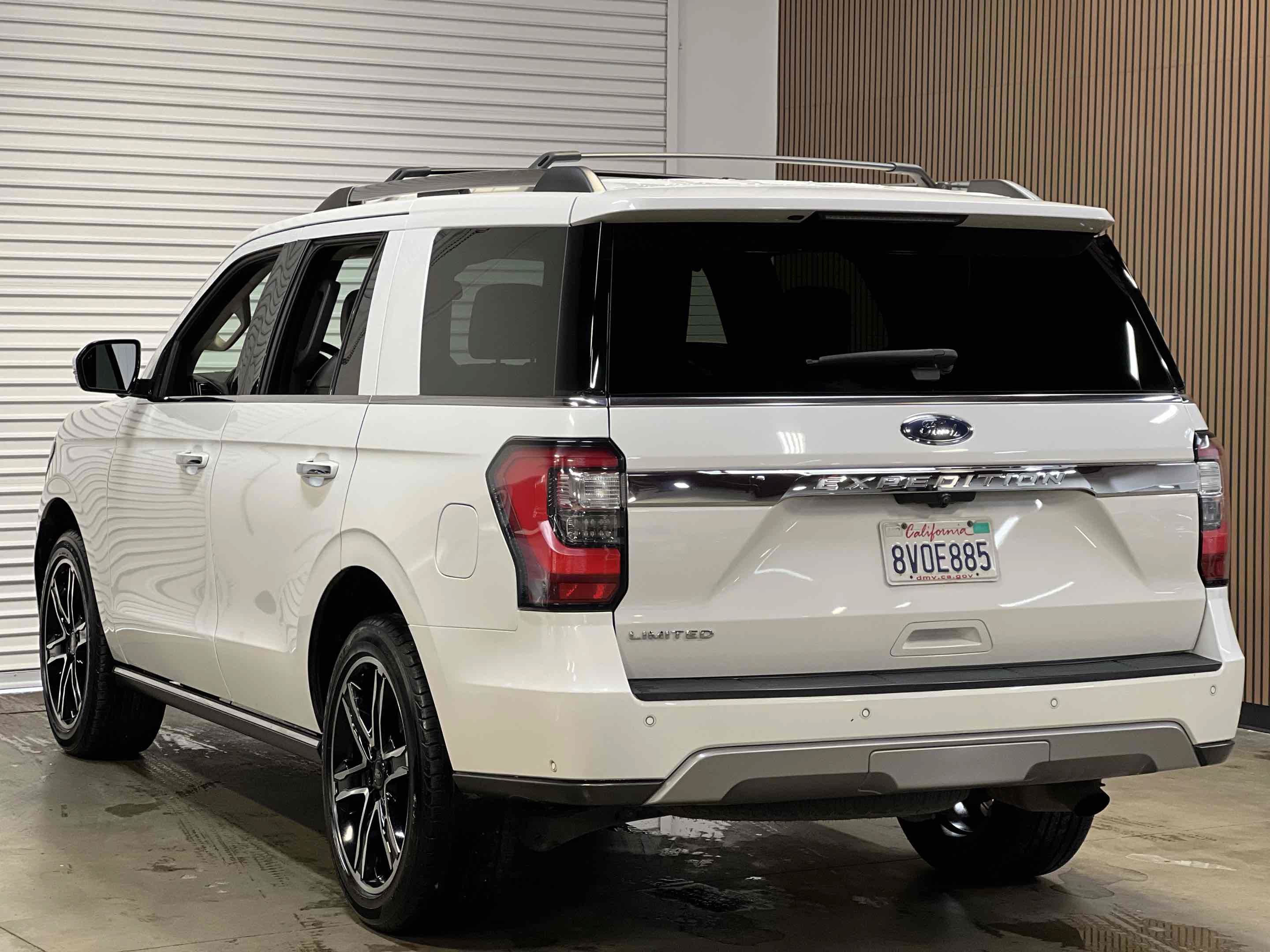 Used 2021 Ford Expedition Limited AWD/4WD image 34