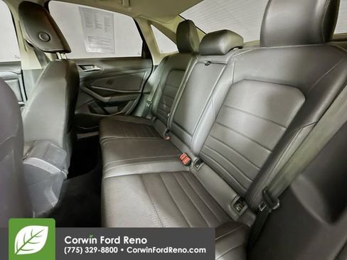 Used 2021 Volkswagen Jetta SE FWD image 24