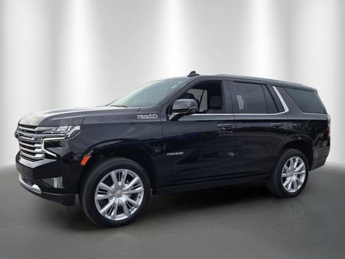Used 2024 Chevrolet Tahoe High Country AWD/4WD image 3