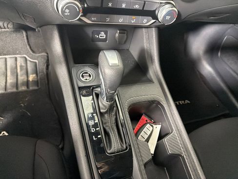 Used 2022 Nissan Sentra S image 18