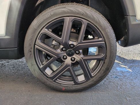 New 2026 Jeep Compass Limited image 23