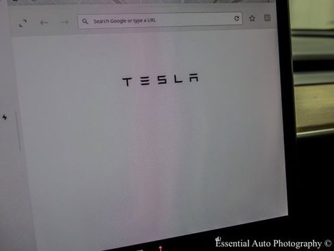 Used 2023 Tesla Model Y Long Range image 26