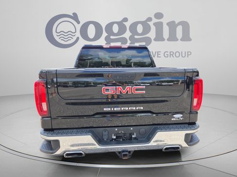 Certified 2021 GMC Sierra 1500 SLT w/ X31 Off-Road Package AWD/4WD image 4