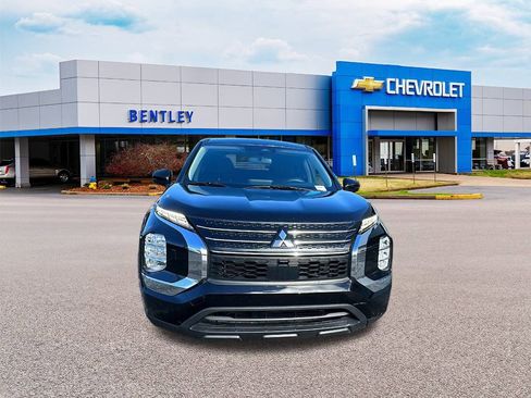 Used 2022 Mitsubishi Outlander ES image 8
