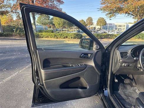 Used 2023 Dodge Durango R/T image 25