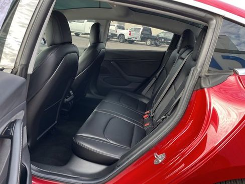 Used 2018 Tesla Model 3 Long Range image 26