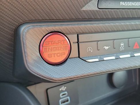 Used 2026 Ford Mustang Coupe RWD image 10