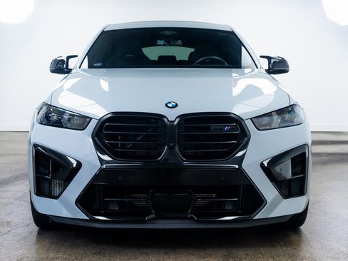 Used 2024 BMW X6 M Competition image 2
