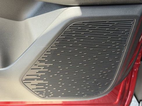 New 2026 Chevrolet Equinox LT w/ Safety and Technology Package FWD image 22