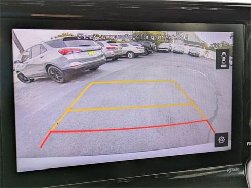 Used 2021 Kia Sorento LX image 18