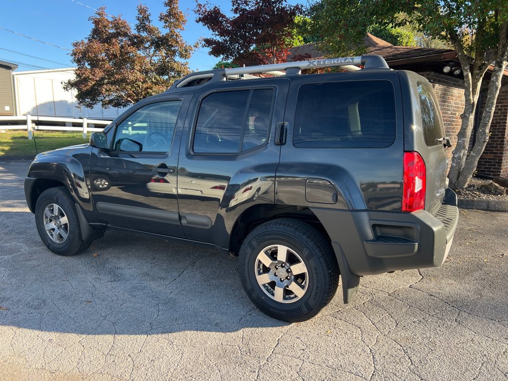 Used 2012 Nissan Xterra PRO-4X w/ Pro-4x Leather Pkg AWD/4WD image 2