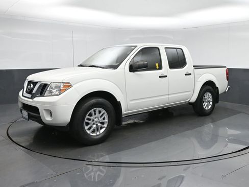 Used 2019 Nissan Frontier SV w/ Value Truck Package RWD image 3
