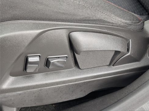 Used 2014 Chevrolet Equinox LS FWD image 19