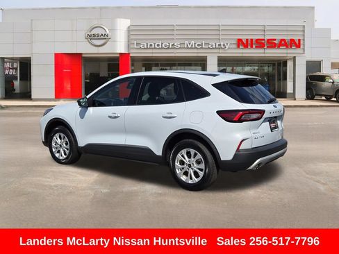 Used 2025 Ford Escape Active AWD/4WD image 6