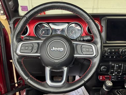 Used 2021 Jeep Wrangler Unlimited Rubicon w/ Uconnect 4C Nav & Sound Group AWD/4WD image 16
