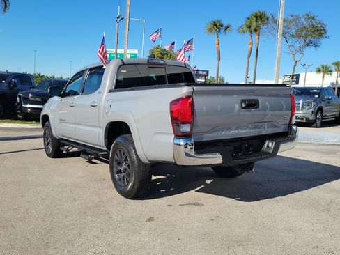 Used 2021 Toyota Tacoma TRD Sport image 7