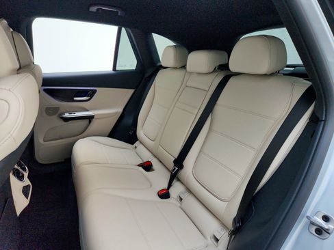 New 2026 Mercedes-Benz GLC 300 image 17