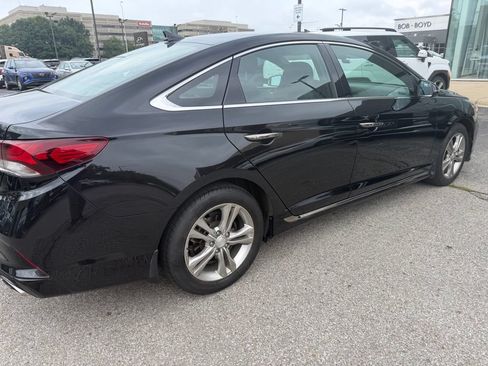 Used 2019 Hyundai Sonata Sport w/ Tech Package 03 FWD image 4