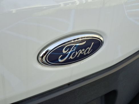 Used 2024 Ford Transit 250 Low Roof w/ Exterior Upgrade Package image 28