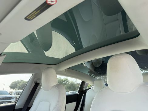 Used 2019 Tesla Model 3 Standard Range Plus RWD image 23