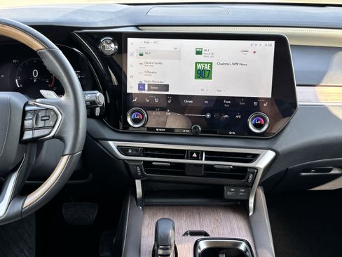 Used 2025 Lexus RX 350 Premium Plus w/ Accessory Package (Z1) image 31