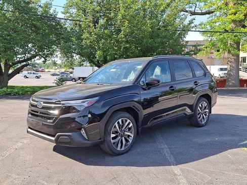 New 2026 Subaru Forester Touring AWD/4WD image 3