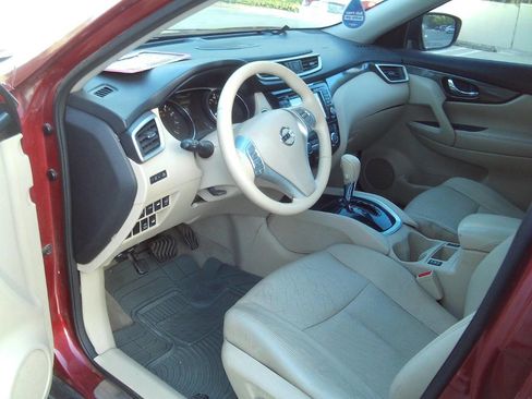 Used 2014 Nissan Rogue SL AWD/4WD image 18