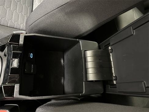 Used 2022 Toyota Corolla SE image 35