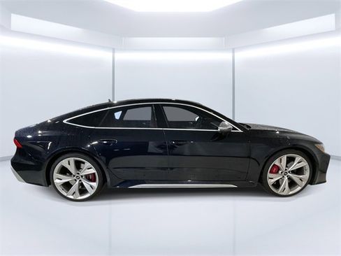 Used 2021 Audi RS 7 Sportback w/ RS 7 Executive Package image 8
