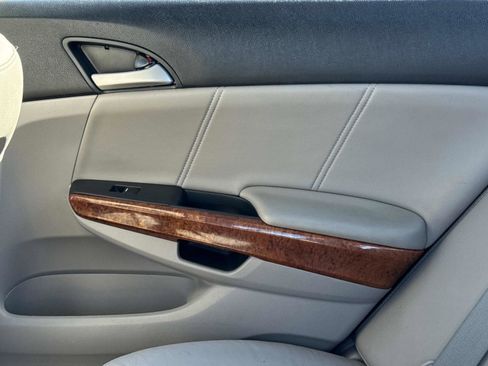 Used 2012 Honda Accord EX-L image 15