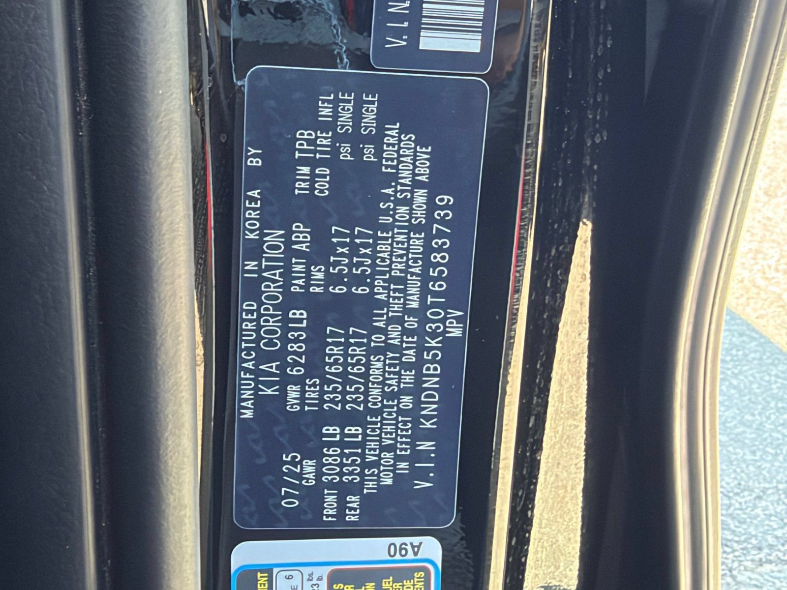 Used 2026 Kia Carnival FWD image 28