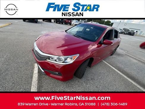 Used 2017 Honda Accord Sport image 23