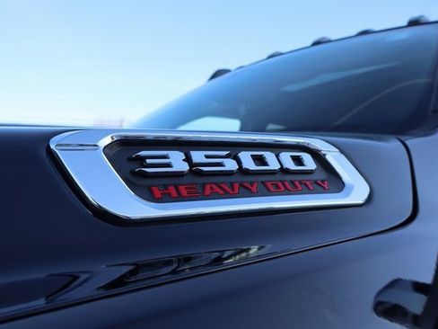 Used 2022 RAM 3500 Laramie image 9