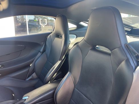 Used 2020 McLaren GT image 15