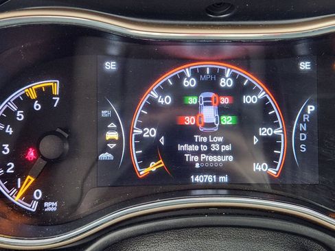 Used 2014 Jeep Grand Cherokee Limited w/ Trailer Tow Group IV AWD/4WD image 20