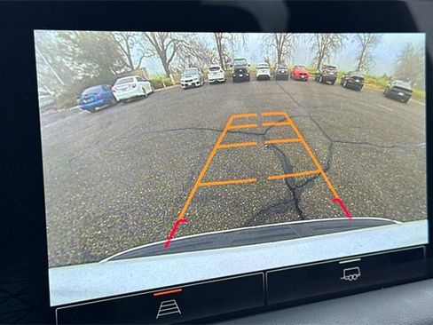 Used 2023 GMC Yukon AT4 image 28