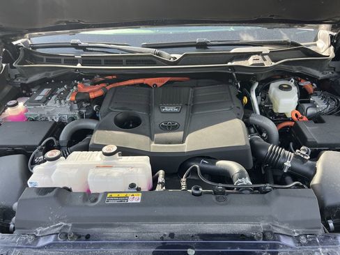 Used 2026 Toyota Sequoia Platinum image 36