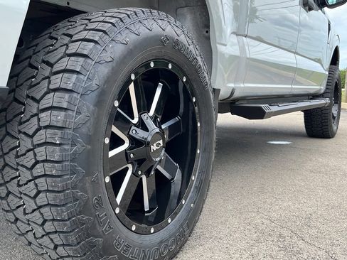Used 2023 Ford F150 XLT AWD/4WD image 17
