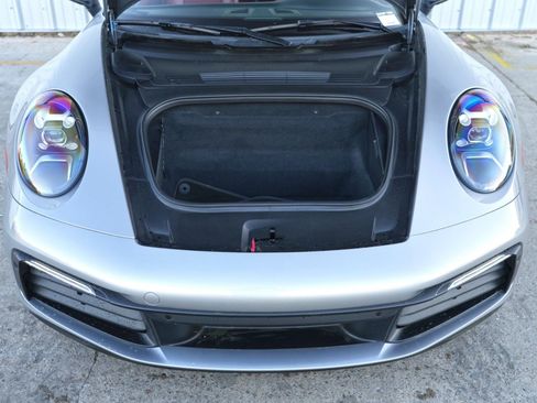 Used 2021 Porsche 911 Targa 4S image 8