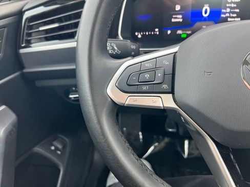 Used 2024 Volkswagen Jetta SE image 13