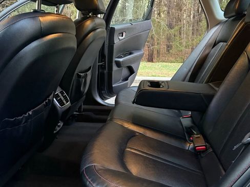 Used 2016 Kia Optima SX image 11
