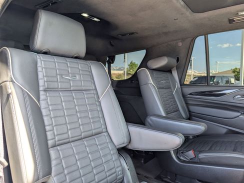 Certified 2024 Cadillac Escalade V w/ LPO, ONYX Package AWD/4WD image 30