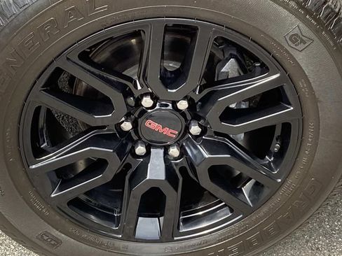 Used 2025 GMC Sierra 1500 Elevation AWD/4WD image 30