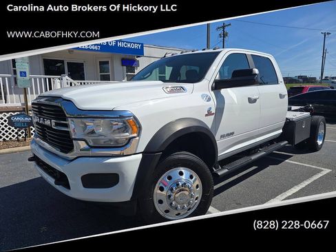 Used 2021 RAM 4500 SLT w/ Quick Order Package 2YG SLT AWD/4WD image 1