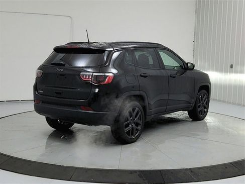 New 2026 Jeep Compass Latitude image 7